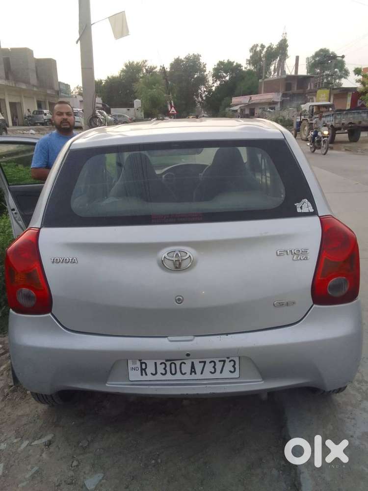 Toyota Etios Liva 2011
