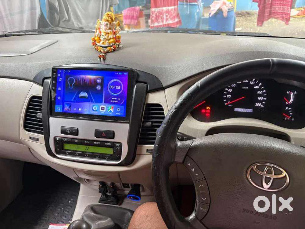 Toyota Innova 2.5 V 2011