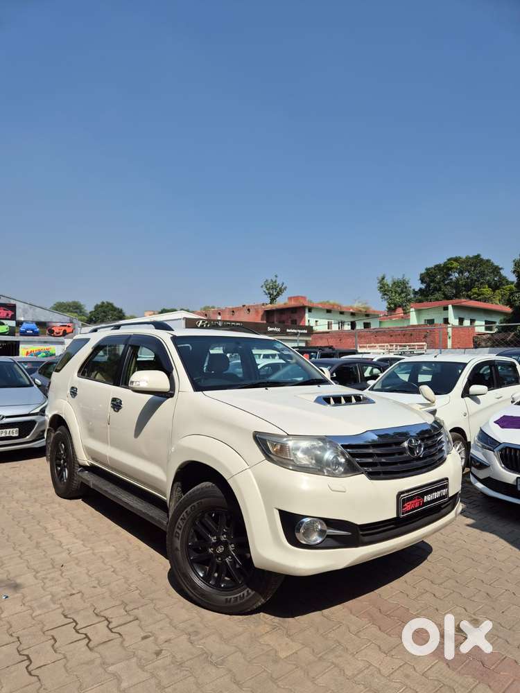 Toyota Fortuner 3.0 4x2 Automatic, 2014, Diesel