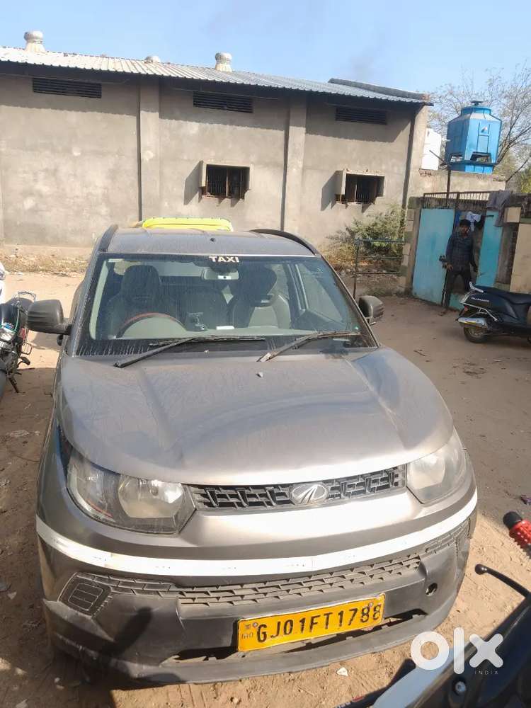 Mahindra Kuv100 Nxt 2017 Petrol Well Maintained