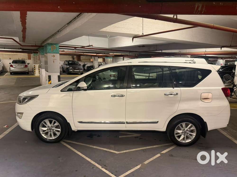Toyota Innova Crysta 2.8 Gx At, 2016, Diesel