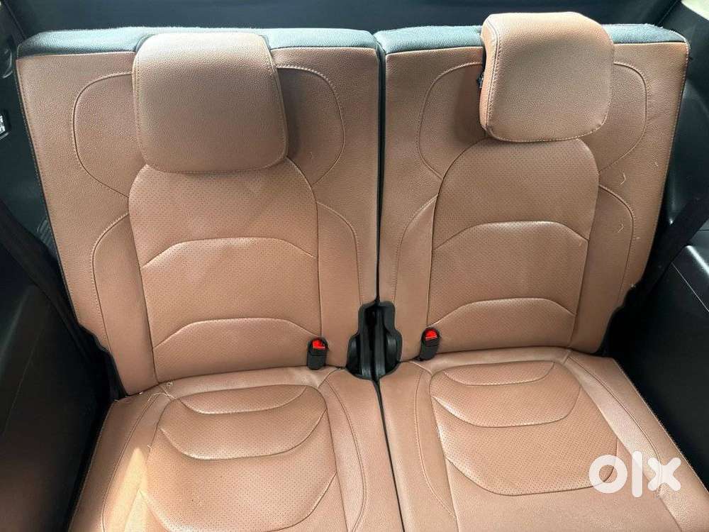 Mg Hector Plus Savvy Pro 1.5 Turbo Petrol Cvt 7 Str, 2023, Petrol