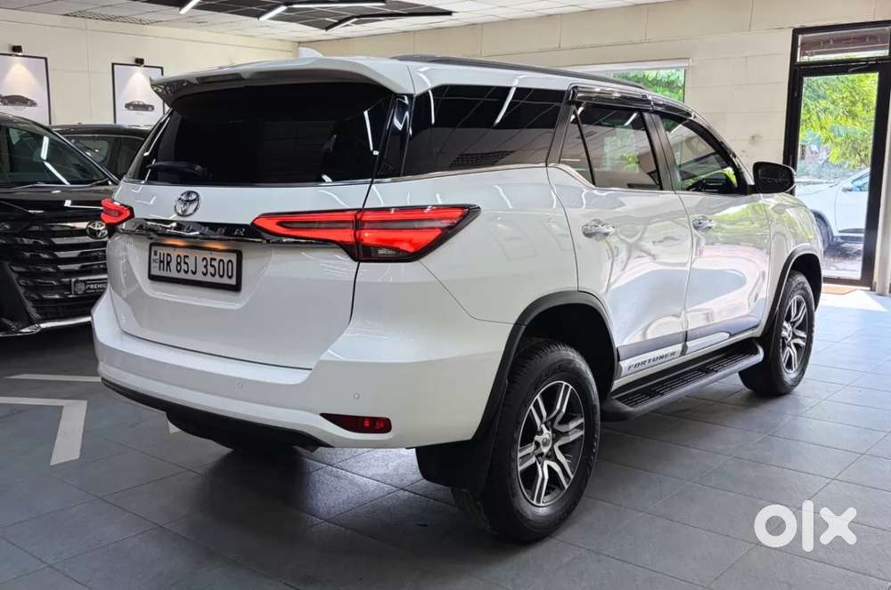 Toyota Fortuner 4x2 At 2.7 Petrol, 2025, Petrol