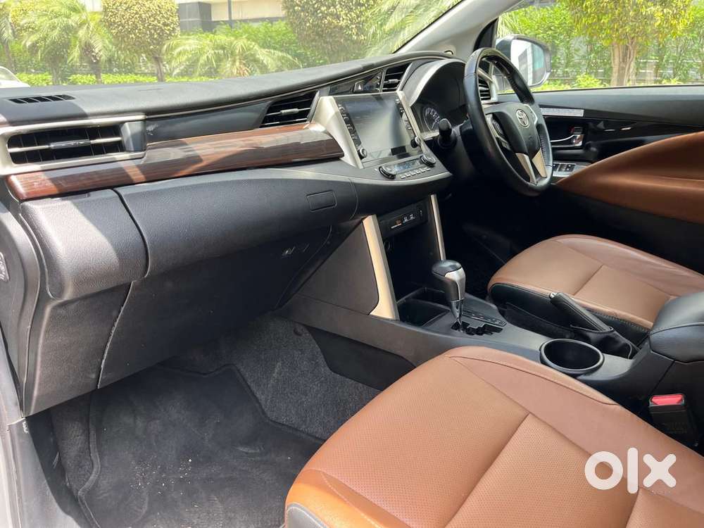 Toyota Innova Crysta [2020-ongoing] 2.4 Zx At 7 Str, 2022, Diesel