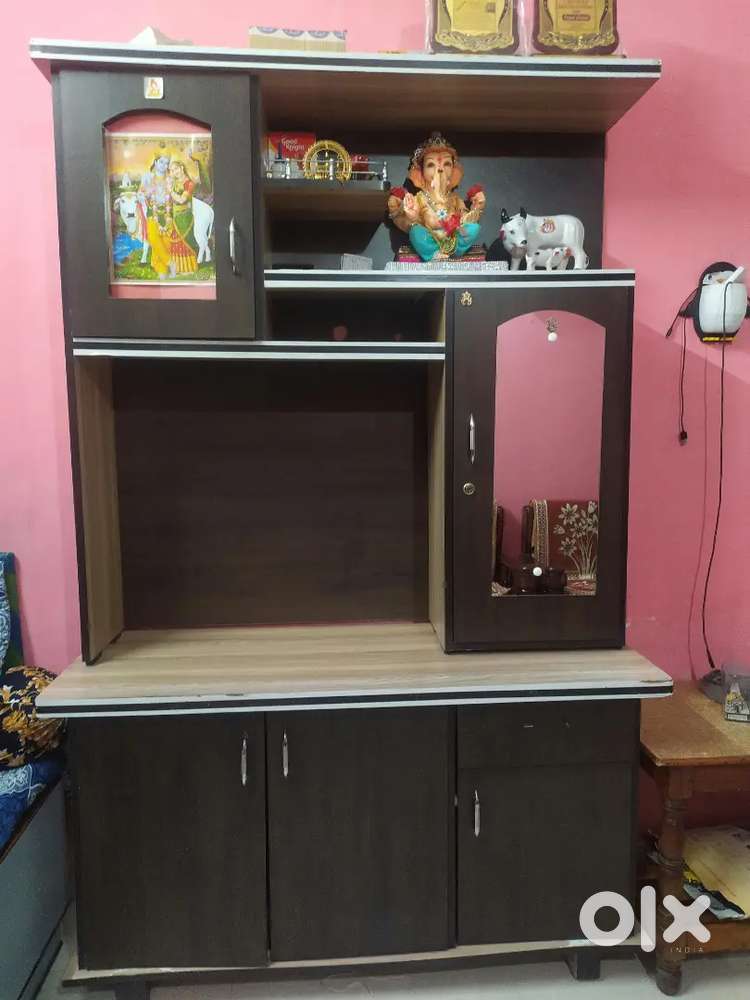 Wooden showcase