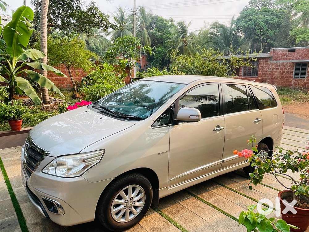 Toyota Innova 2015 Diesel Well Maintained