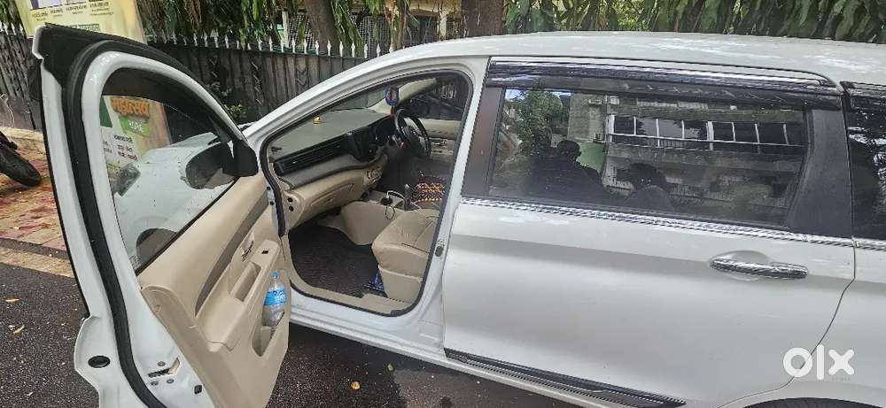 Maruti Suzuki Ertiga Vxi 2025