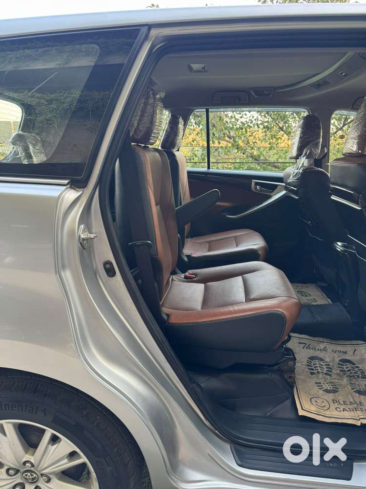 Toyota Innova Crysta 2.8z Automatic, 2017, Diesel
