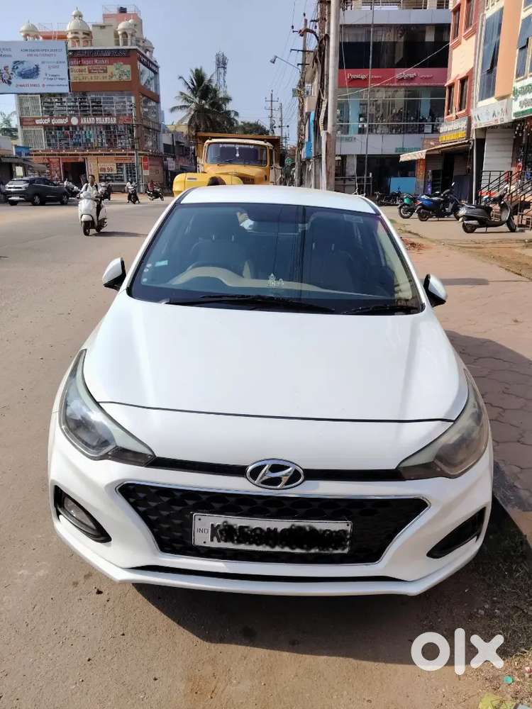Hyundai I20 2019 Petrol 124000 Km Driven