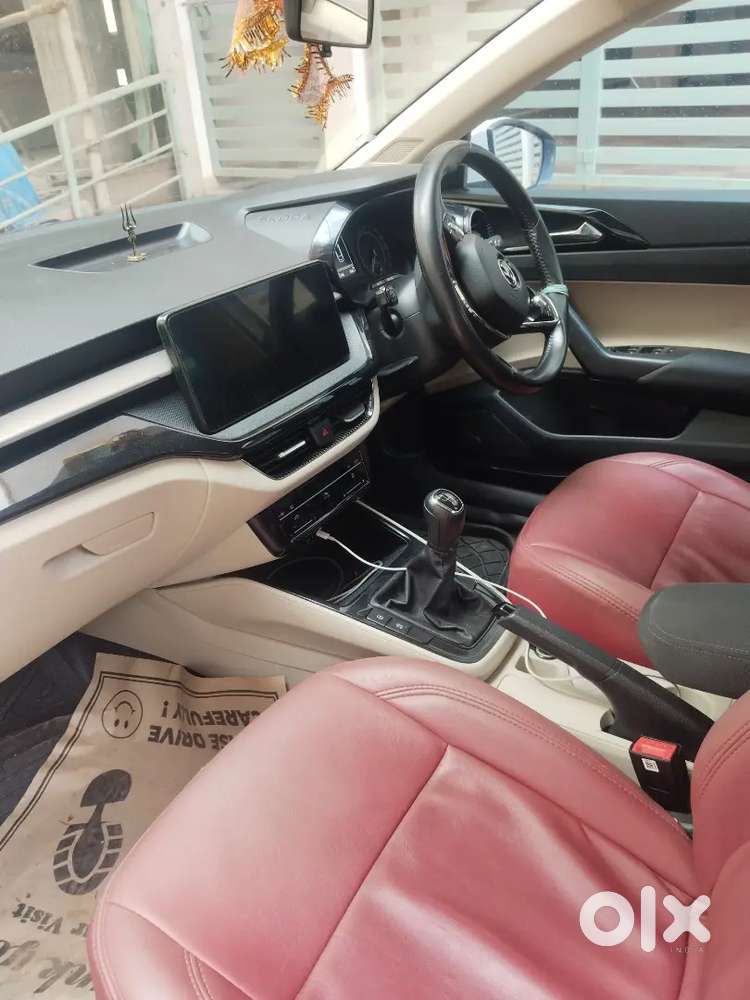 Skoda Slavia 2022 Petrol 35140 Km Driven.. Full Showroom Track