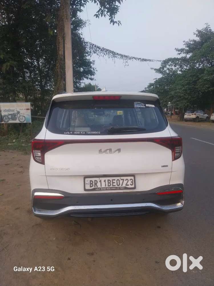 Kia Carens Luxury Plus Top Model 2023 Diesel Well Maintained