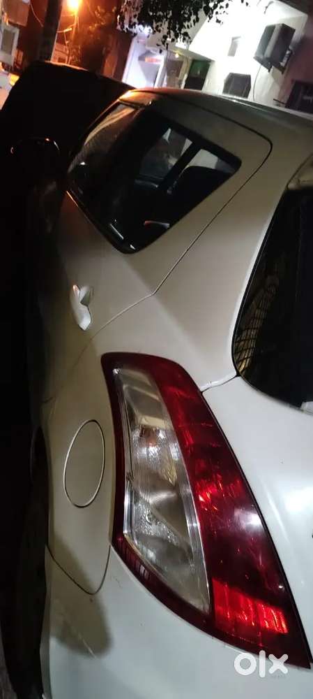 Maruti Suzuki Swift 2015