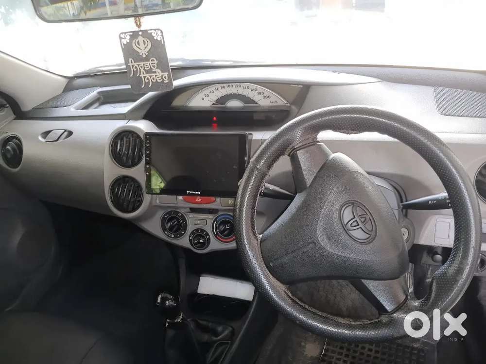 Toyota Etios 2011 Manual Petrol
