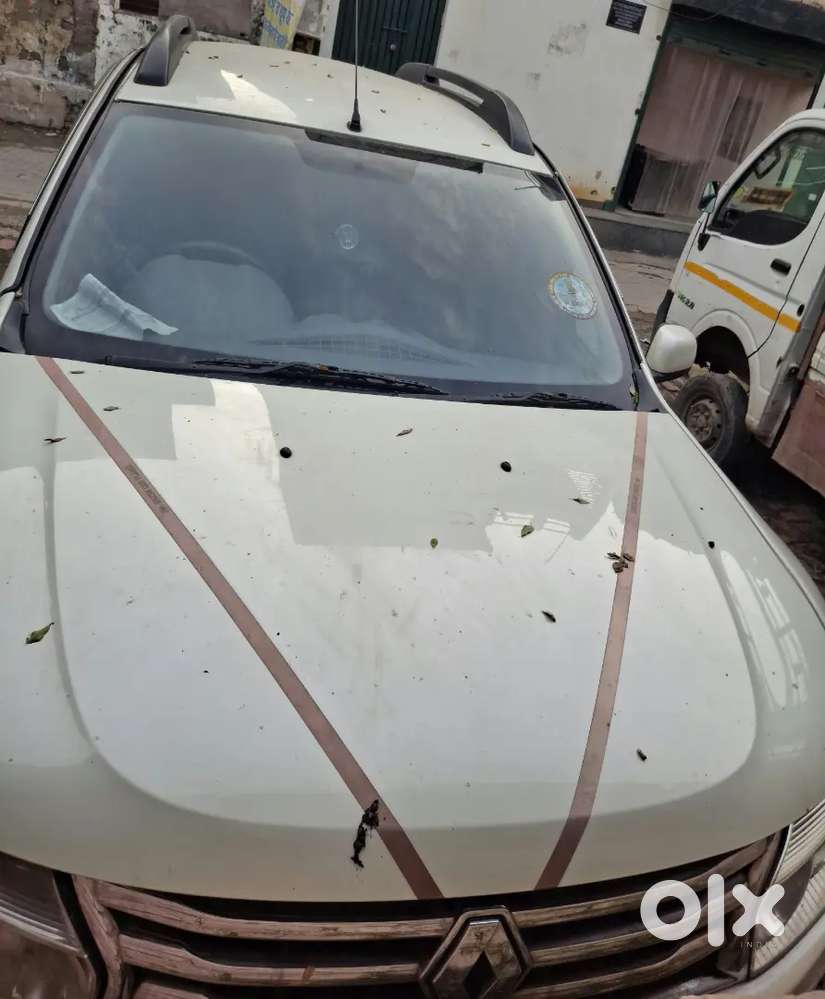 Renault Duster 2016 Petrol Cng On Paper Good Condition