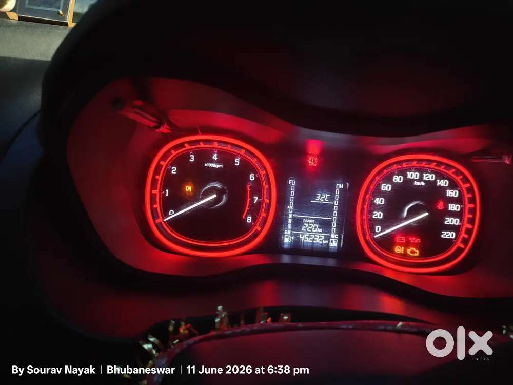 Single Owner 2021 Maruti Suzuki Vitara Breeza Zxi Petrol
