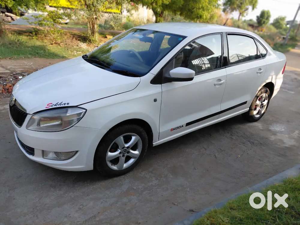 Skoda Rapid 2012 Diesel 106000 Km Driven