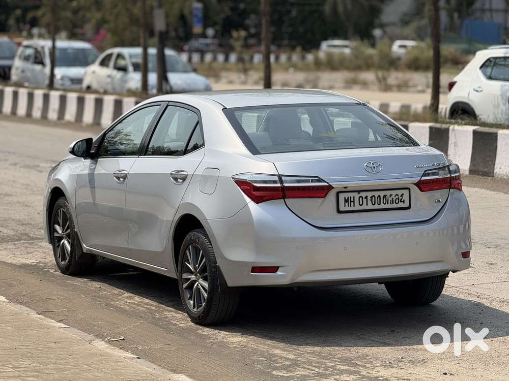 Toyota Corolla Altis Facelift, 2017, Petrol
