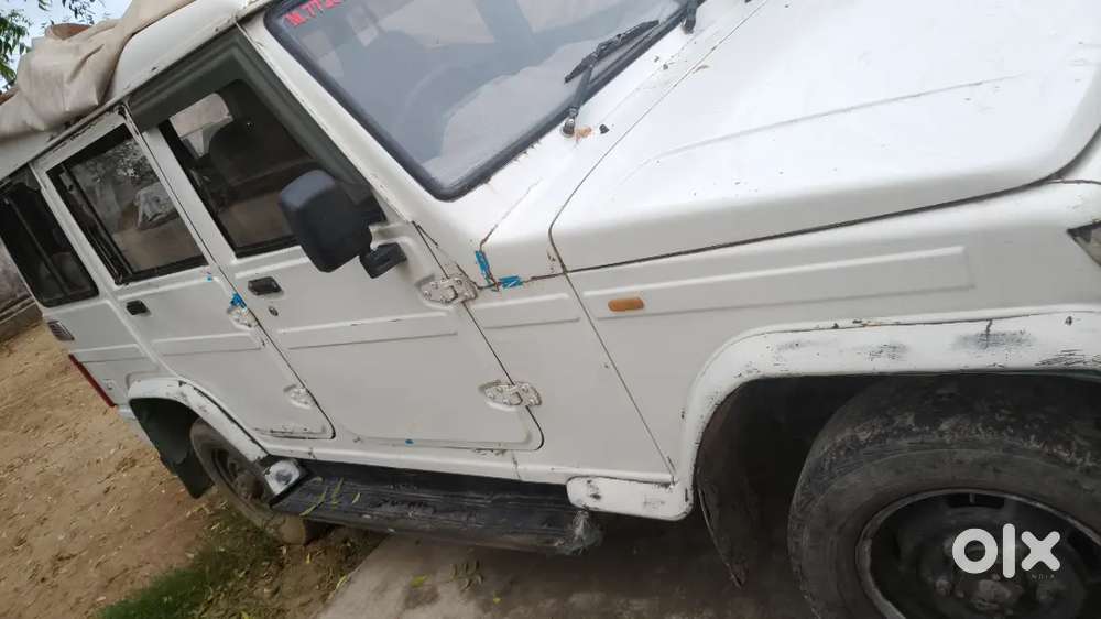 Bolero 2011 Model Ghar Pe Khadi Hi H