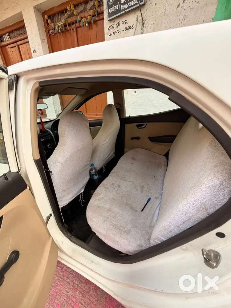 Hyundai Eon 2012 Sportz Manual
