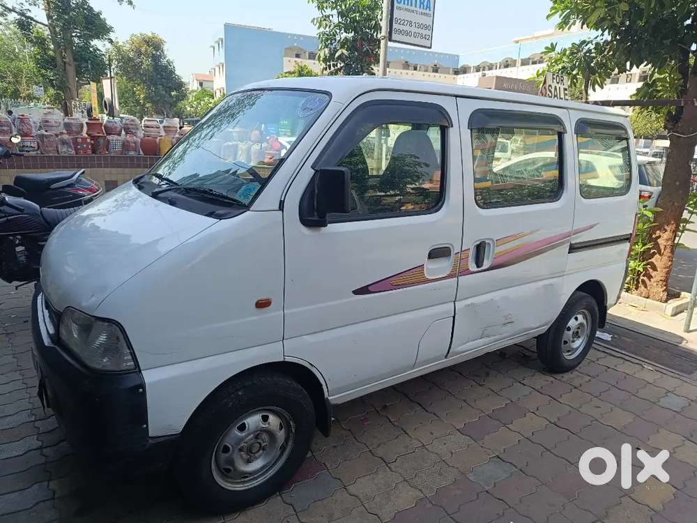 Maruti Suzuki Eeco 2016 Petrol@ Cng