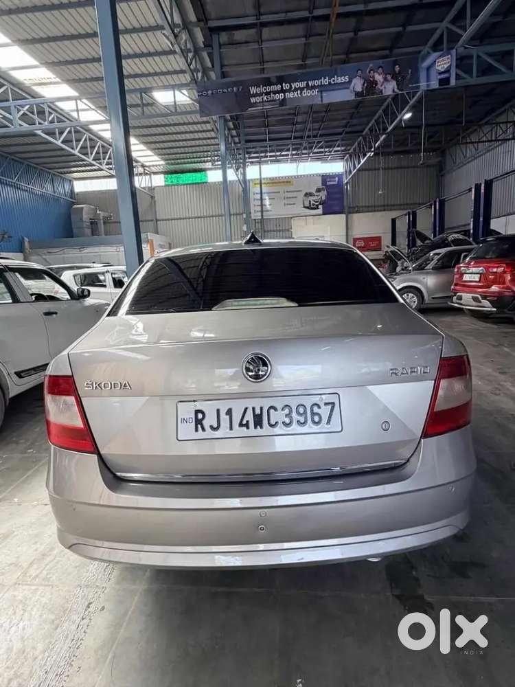 Skoda Rapid 2017 Diesel 160000 Km Driven And Well Maintained.