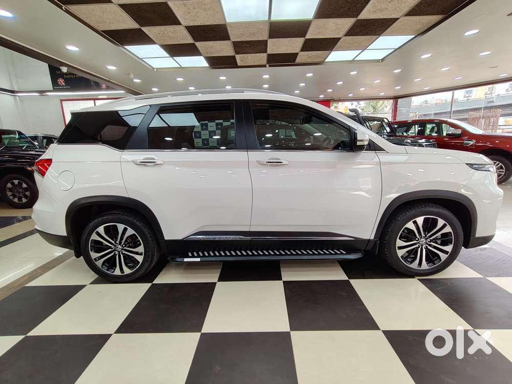 Mg Hector Plus 1.5 Sharp Turbo Cvt 6 Str, 2022, Petrol