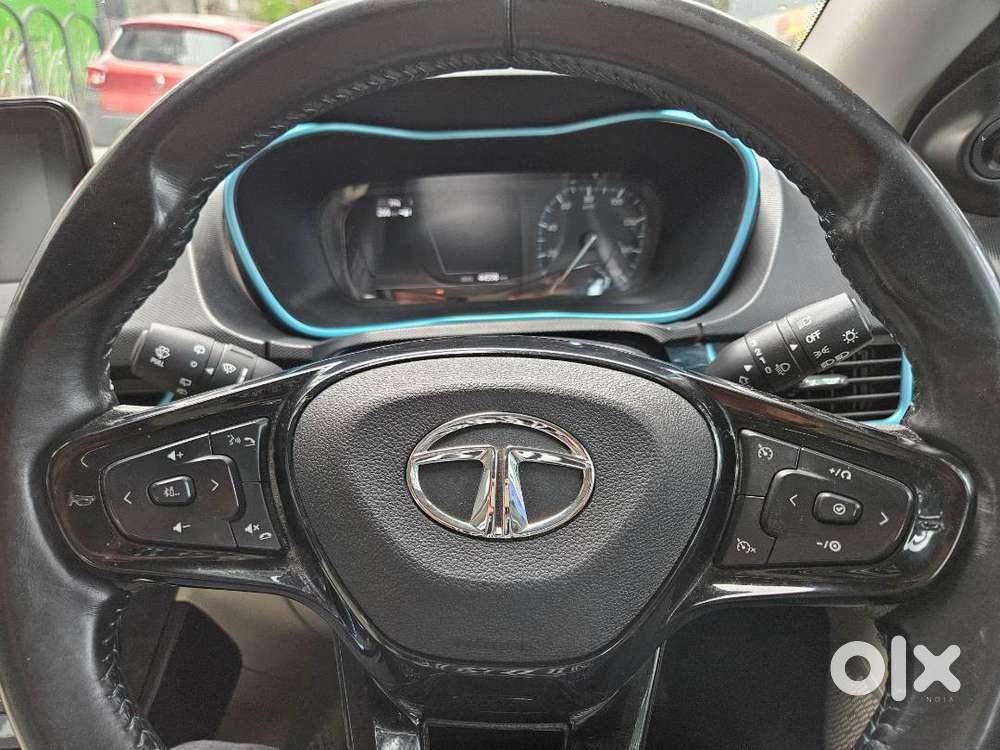 2022 Tata Nexon Ev Prime Xz+ Lux  Single Owner  44,500 Km