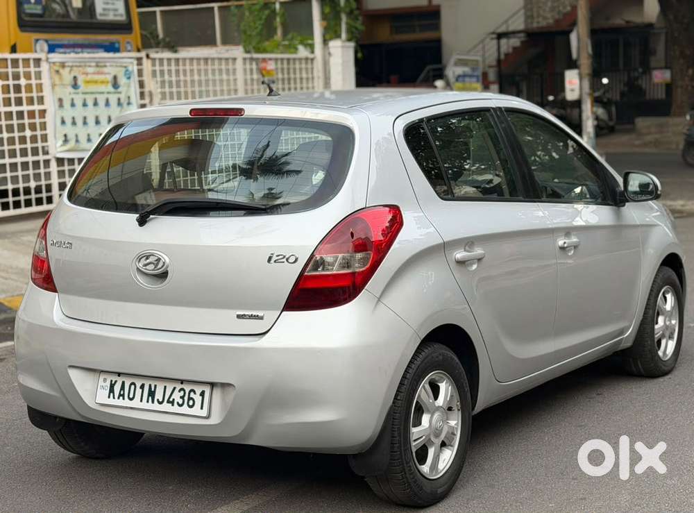 Hyundai I20 Asta (o) 1.2 Mt, 2011, Petrol