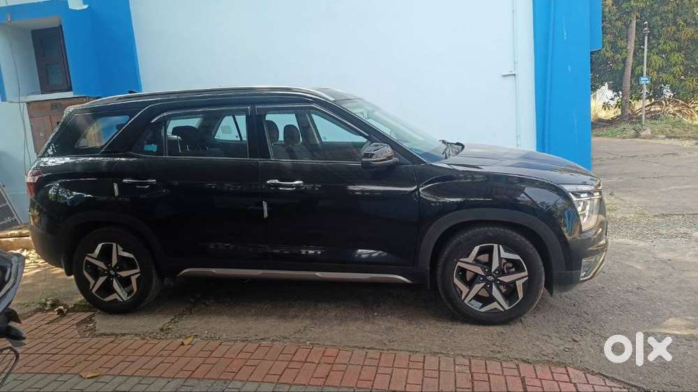 Hyundai Alcazar Prestige Manual 6seater 2022