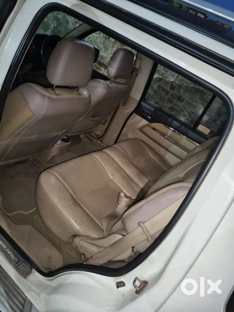 Ford Endeavour Diesel Automatic 2011