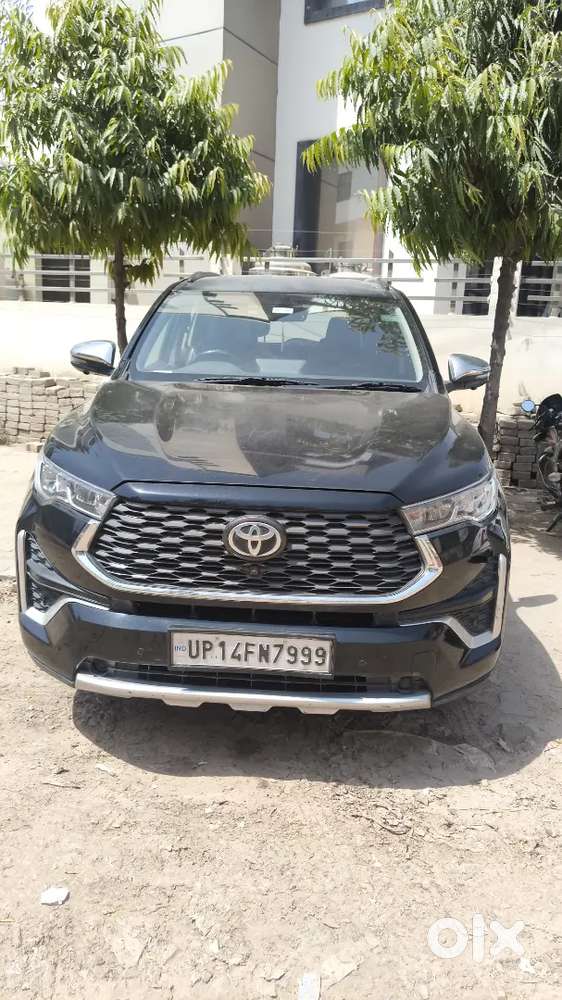 Toyota Innova Hycross Cng & Hybrids 85000 Km Driven