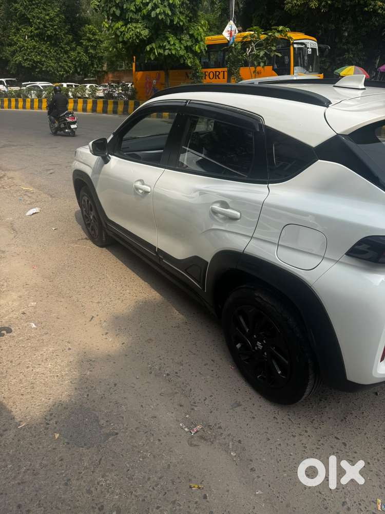 Maruti Suzuki Fronx Delta Plus 1.2l Ags, 2023, Petrol
