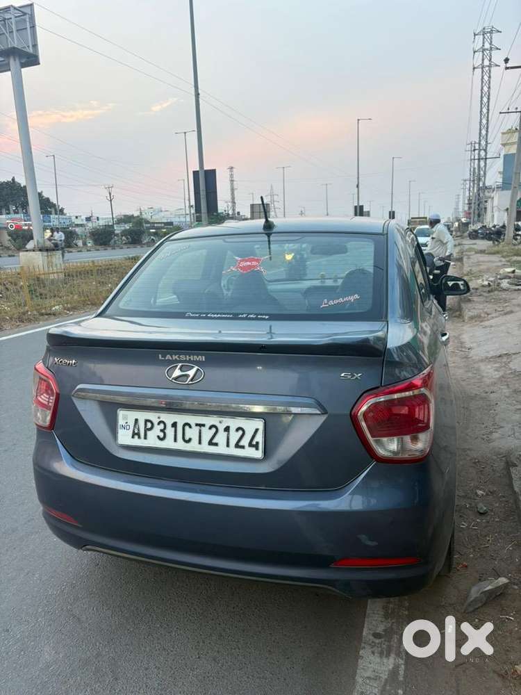 Hyundai Xcent 2015 Diesel Well Maintained