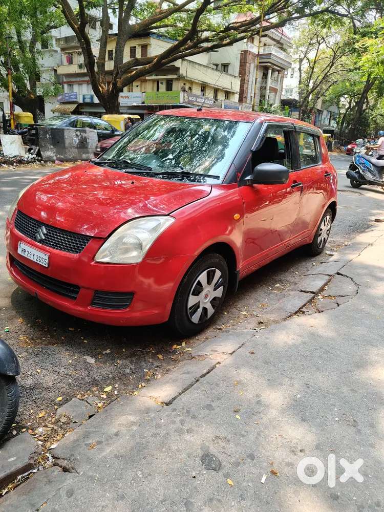 Maruti Suzuki Swift 2010 Petrol 110000 Km Driven