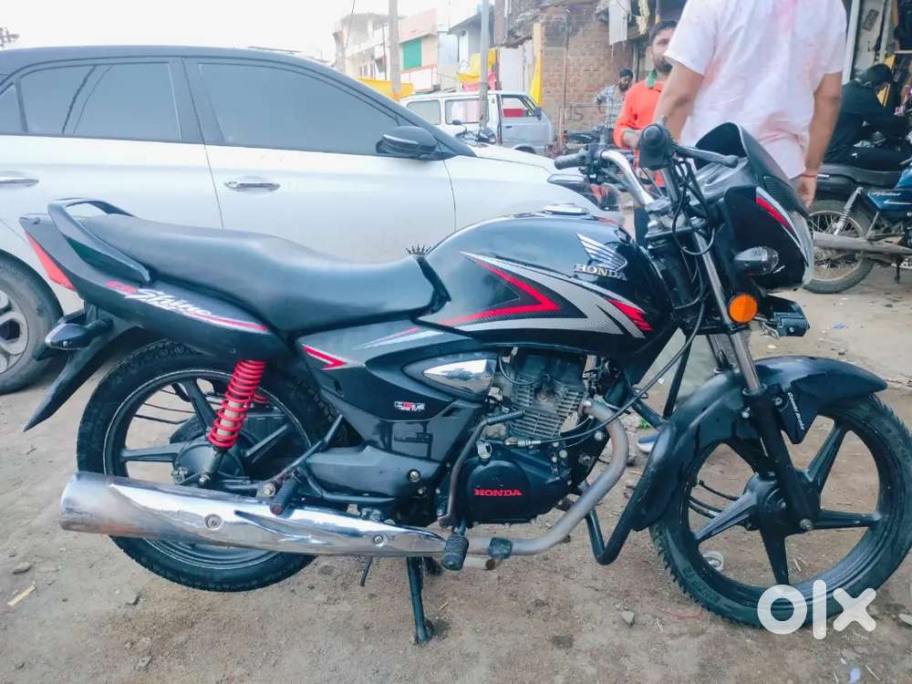 Honda shine bs4 good condition Motorcycles 1825183401