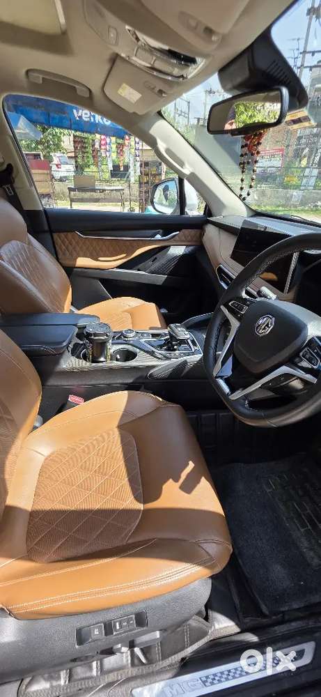 Mg Gloster 2023 Diesel 46000 Km Driven