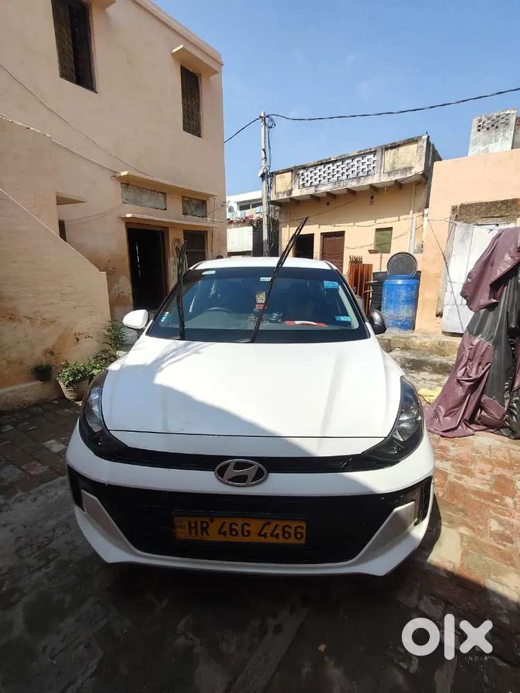 Hyundai Aura 2024 Cng