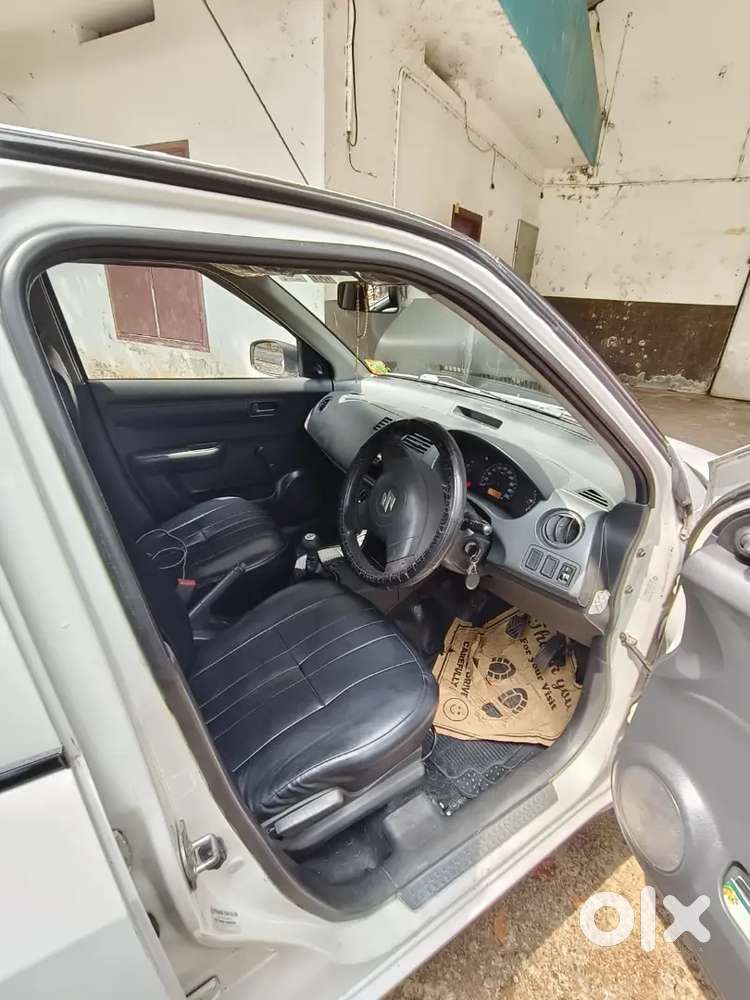 Maruti Suzuki Dzire 2015 Diesel 298200 Km Driven