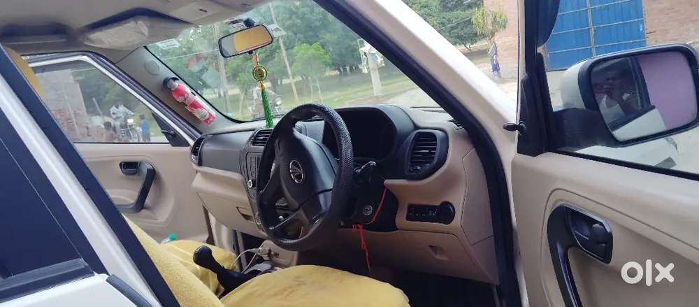 Mahindra Tuv 300 2018 Diesel 51300 Km Driven