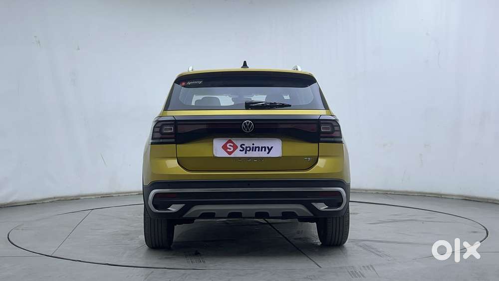 Volkswagen Taigun Topline 1.0 Tsi Mt (electric Seats), 2022, Petrol