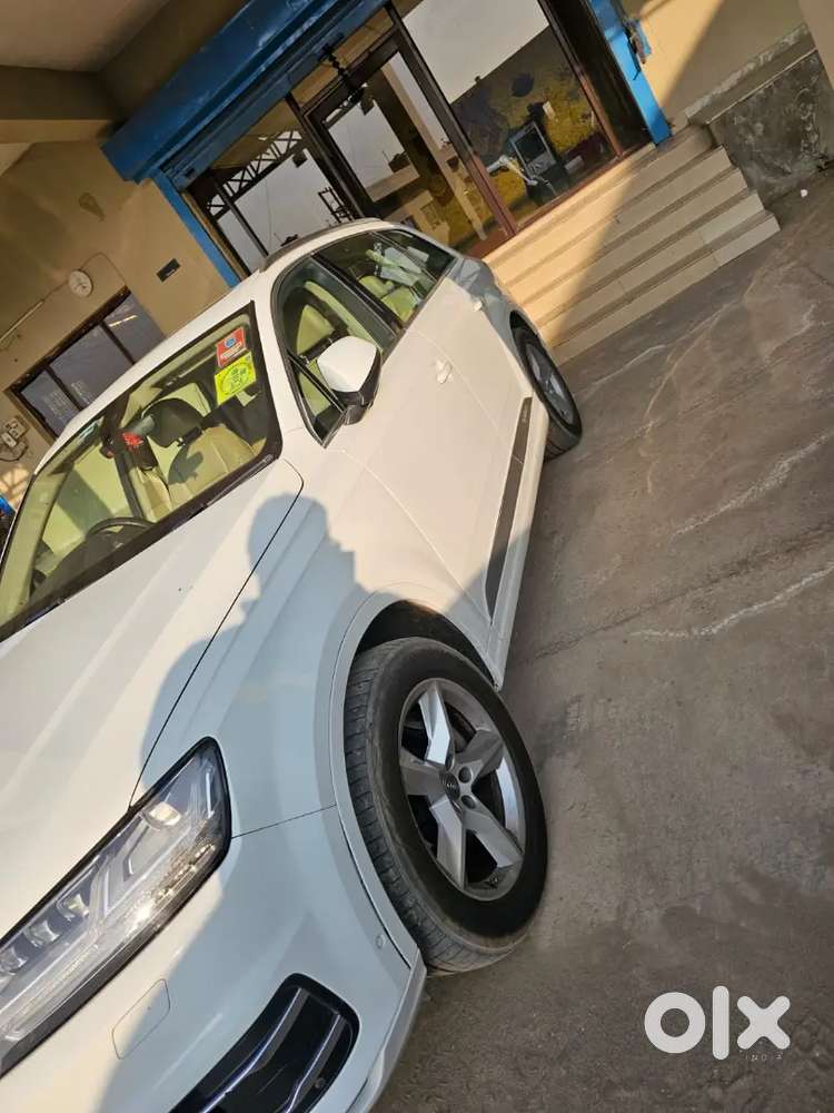 Audi Q7 2017 Diesel Well Maintained