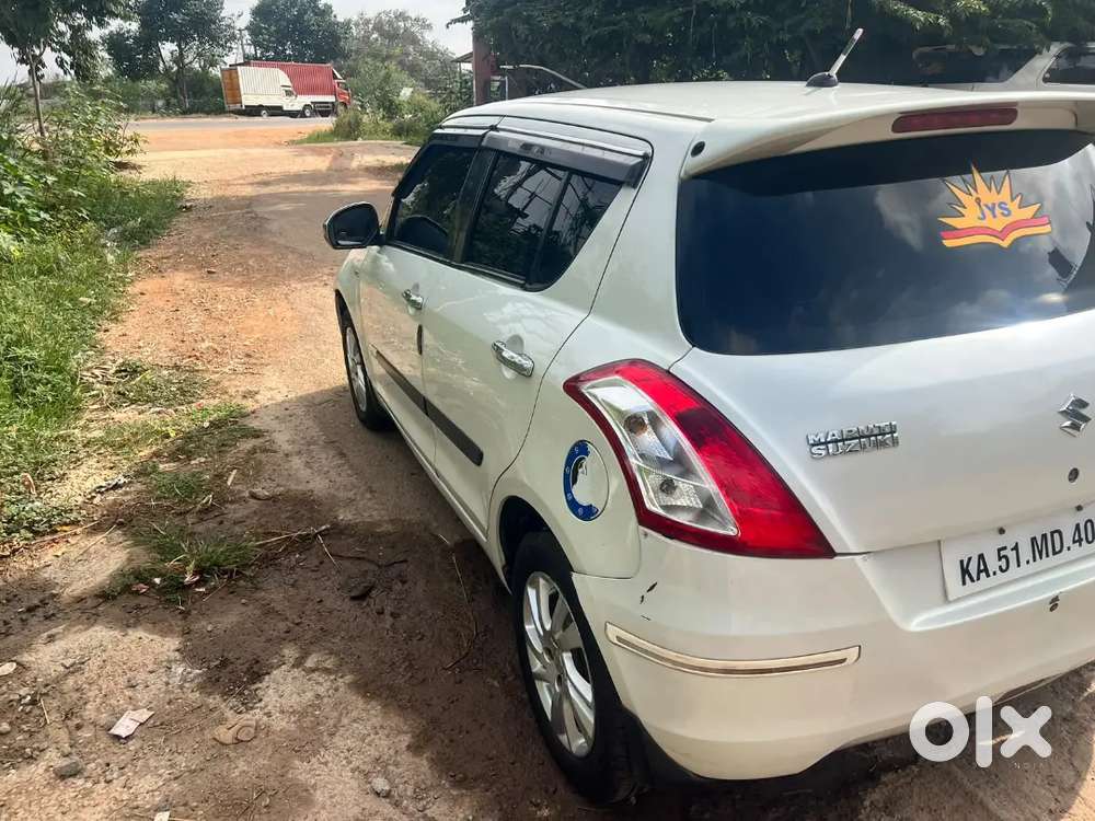 Maruti Suzuki Swift 2012