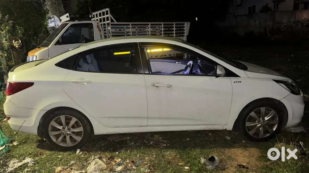 Hyundai Verna 2013 Petrol Manual