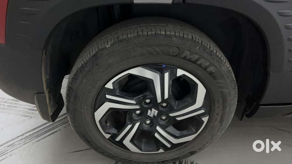 Maruti Suzuki Vitara Brezza 1.5 Zxi Plus At Dual Tone, 2022, Petrol