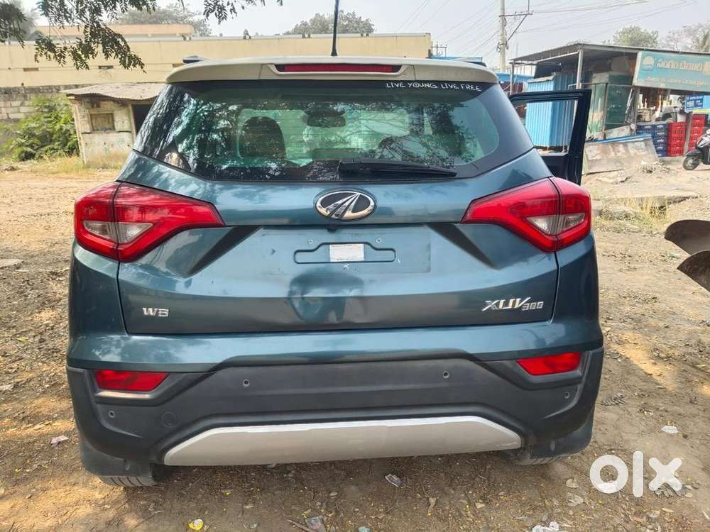 Mahindra Xuv300 2019 Diesel 135000 Km Driven