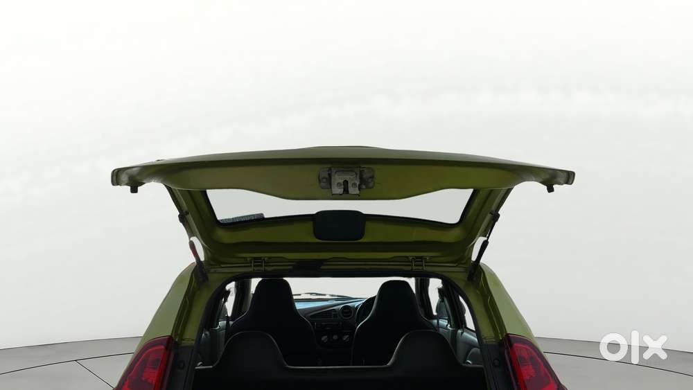 Datsun Redigo T Option, 2016, Petrol