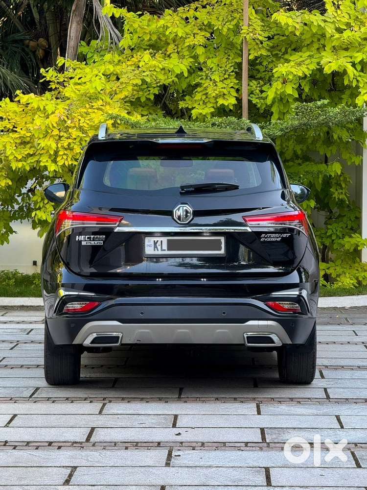 Mg Hector Plus 2022
