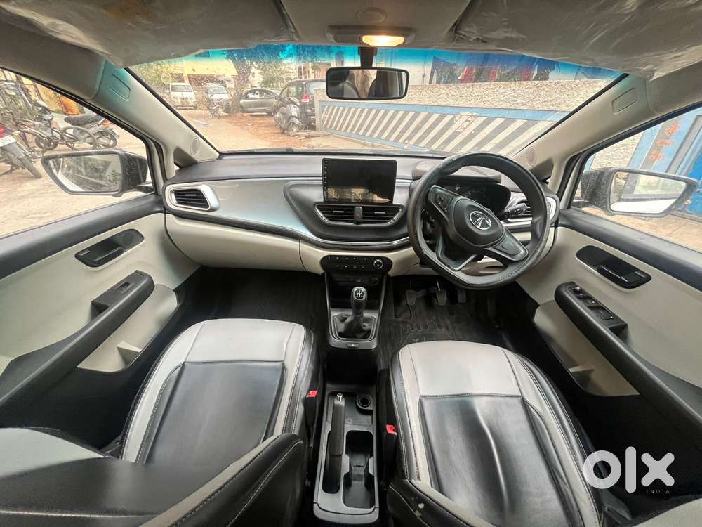 Tata Altroz 1.2 Xm Plus, 2024, Petrol