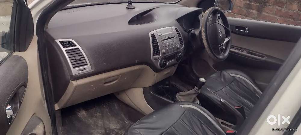 Hyundai I20 Sportz 2010