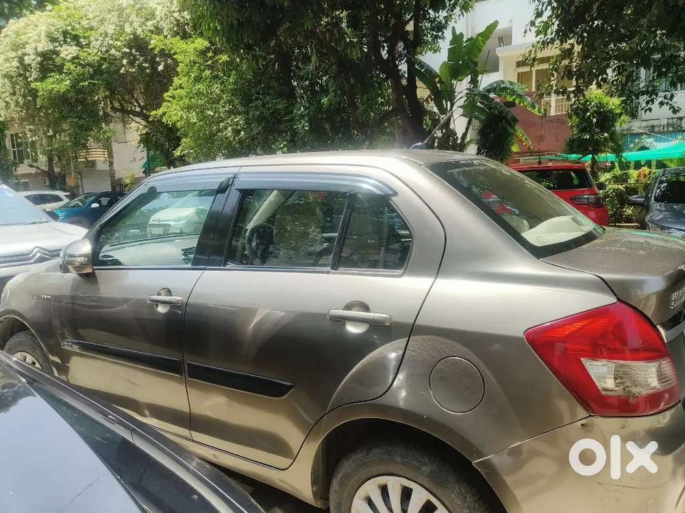 Maruti Suzuki Dzire 2015 Petrol 98500 Km Driven